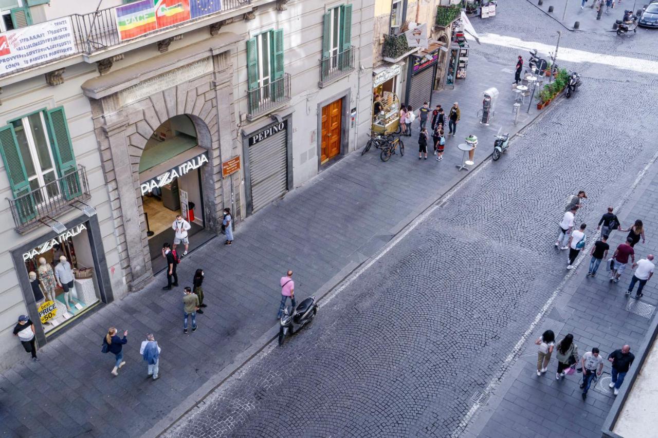 Toledostop Naples Exterior photo Via Roma