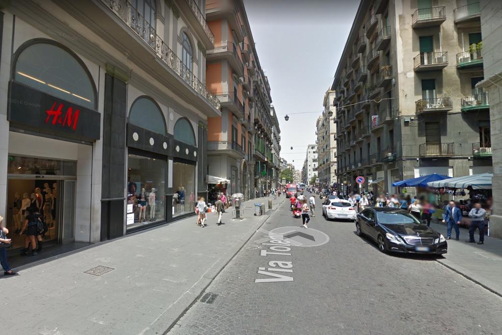 Toledostop Naples Exterior photo The station is located on Via Torino, a shopping street.