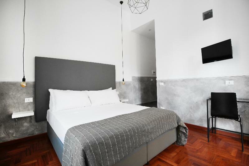 Toledostop Naples Exterior photo A room at the hotel